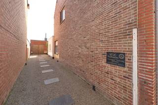 Deze gezellige woning met garage is gelegen in het groene Aalter op een steenworp van het prachtige Kasteel van Poeke. De omgeving biedt de...