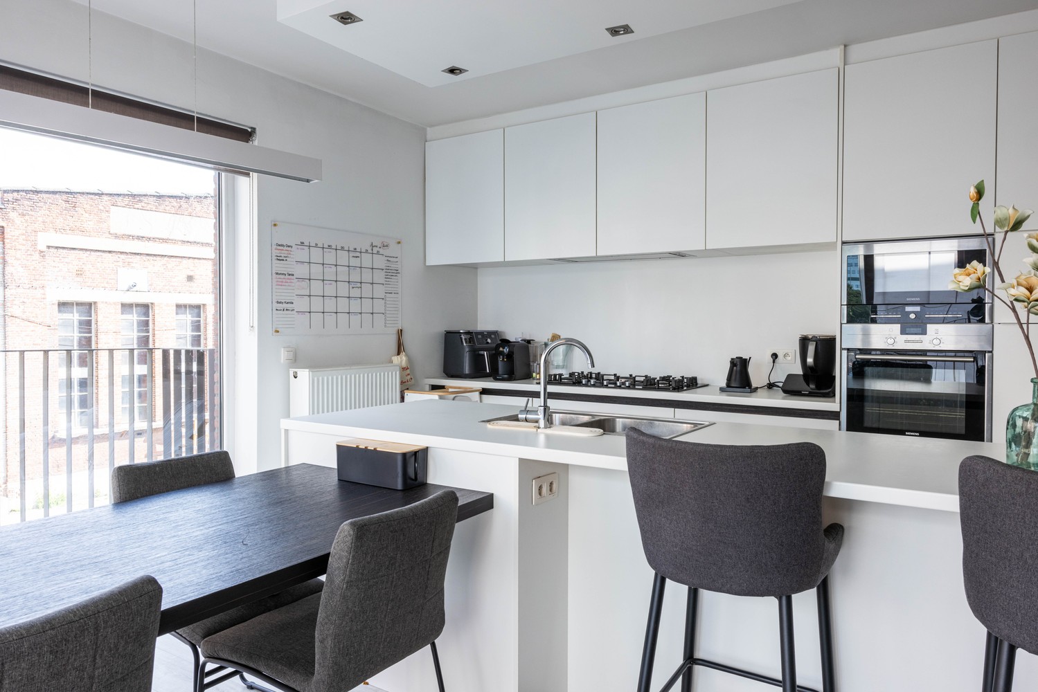 Ruim 2SLK-appartement (95 m²) met terras en zicht op Park Spoor Noord + parking - foto 5