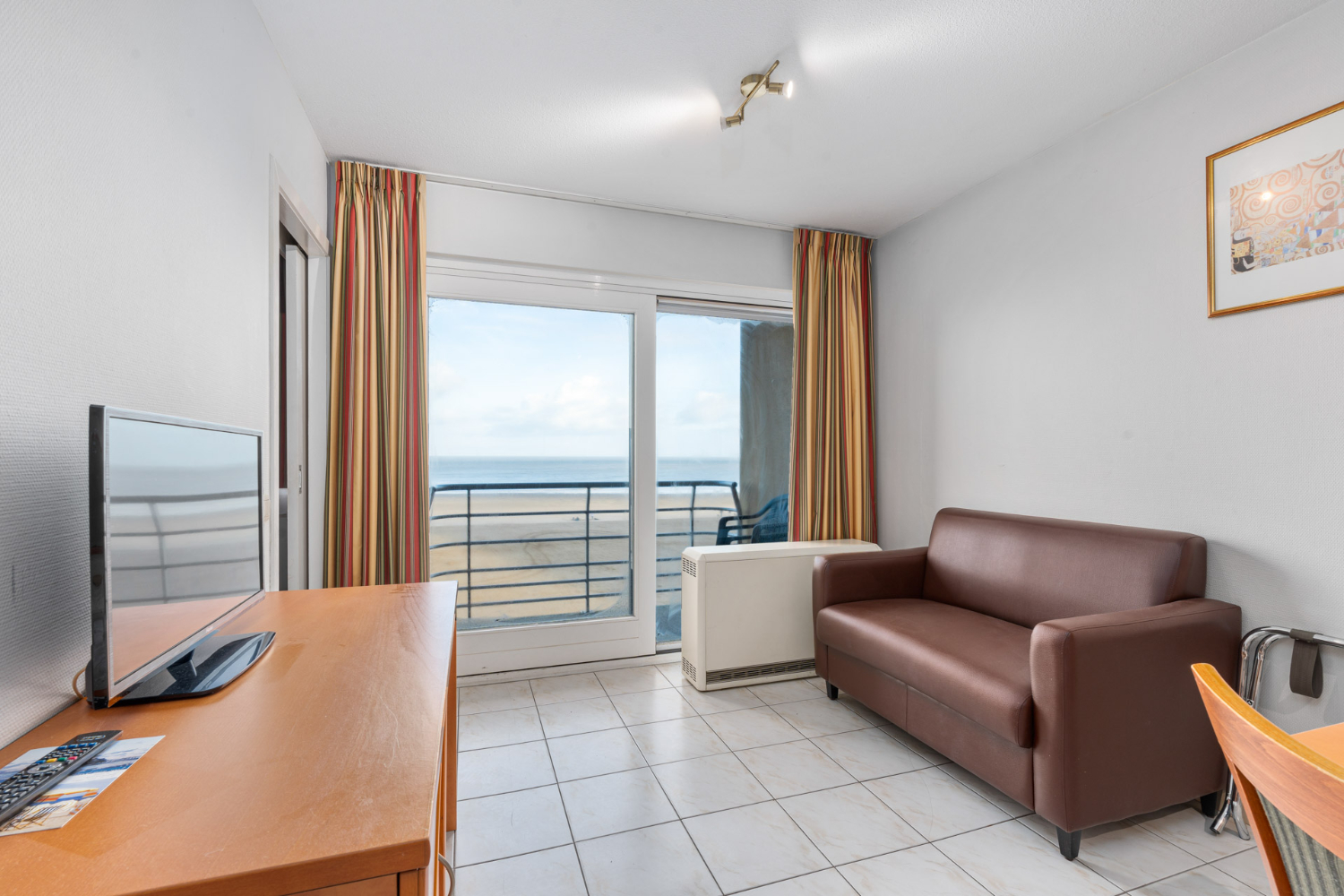 Eén slaapkamer appartement met frontaal zeezicht - foto 3