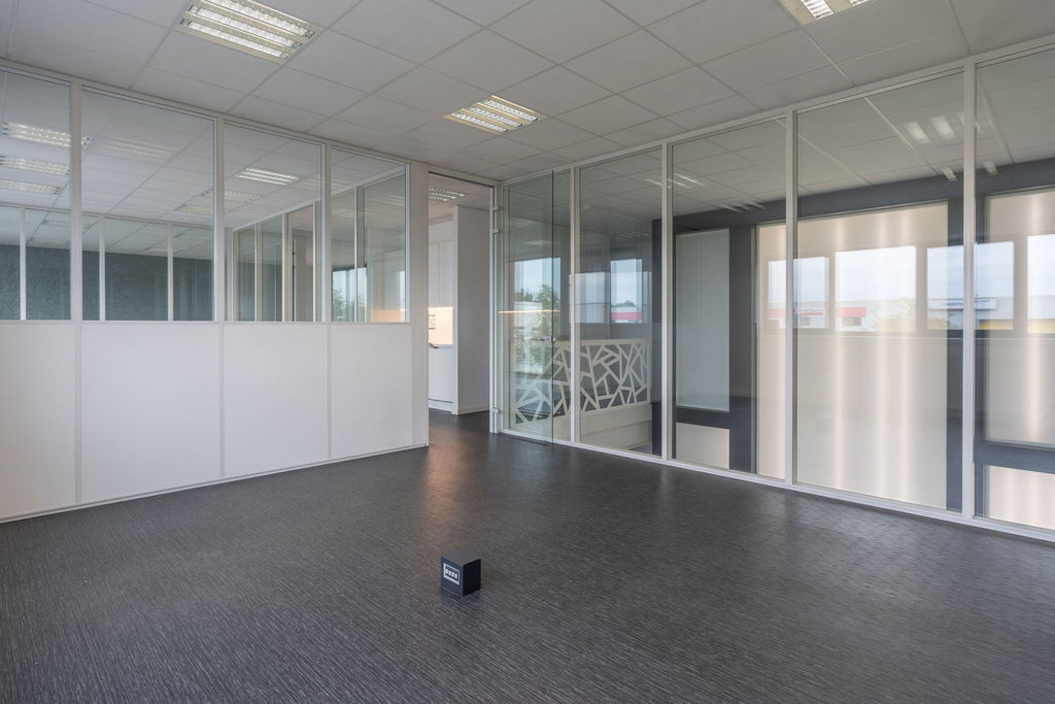 Commercial à louer à Poppel - photo 2