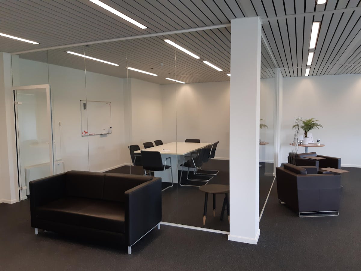 Kantoren (15 - 25 m²) te huur vlakbij afrit E40 te Aalst - foto 2