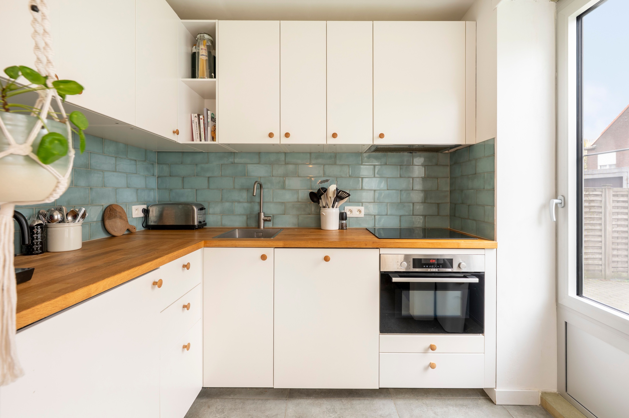 Instapklaar gelijkvloers appartement met tuin en garage in Schoten! - foto 3