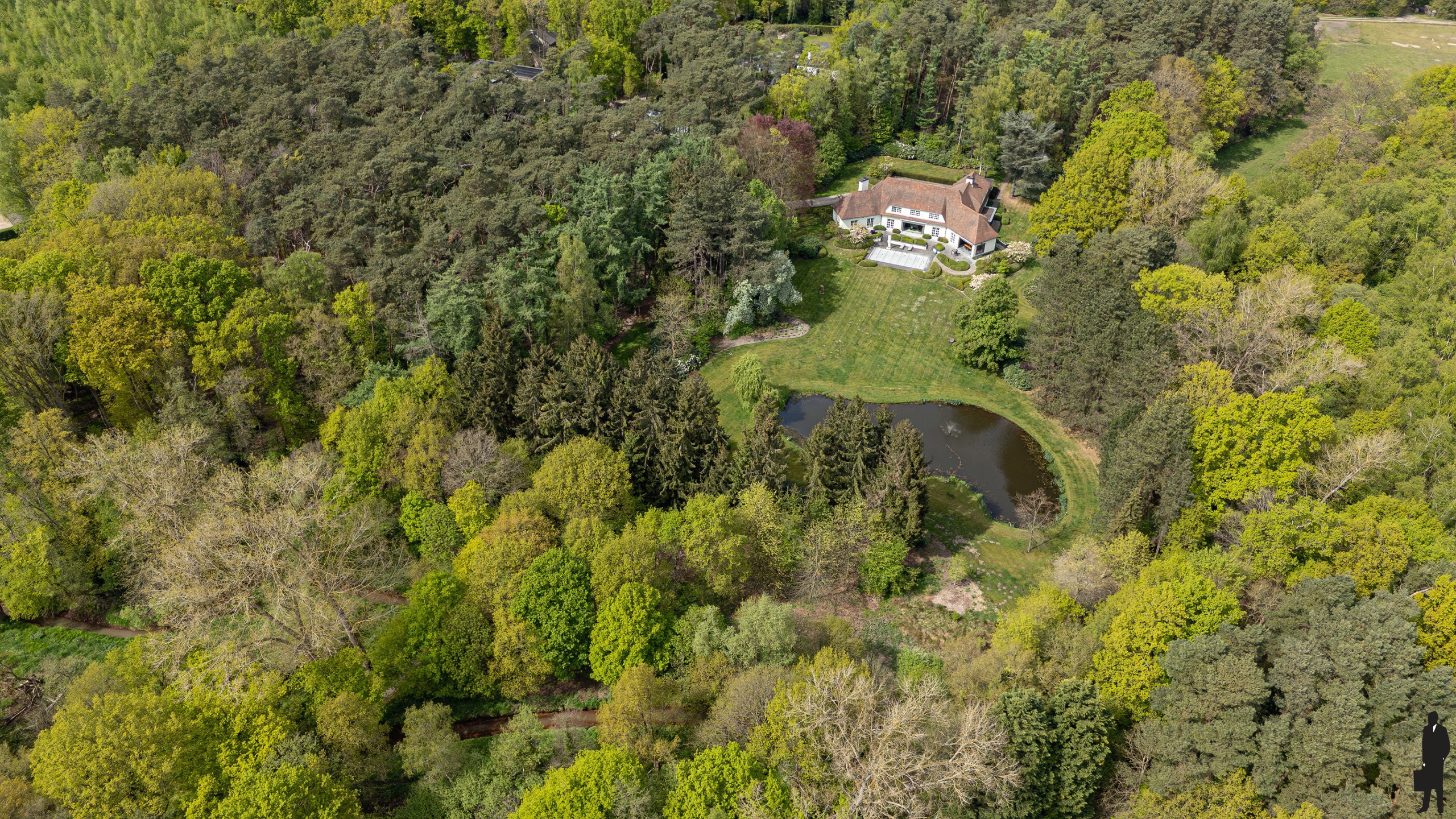 Exclusief Landhuis met Zwembad in Groene Oase te Bonheiden. - foto 3