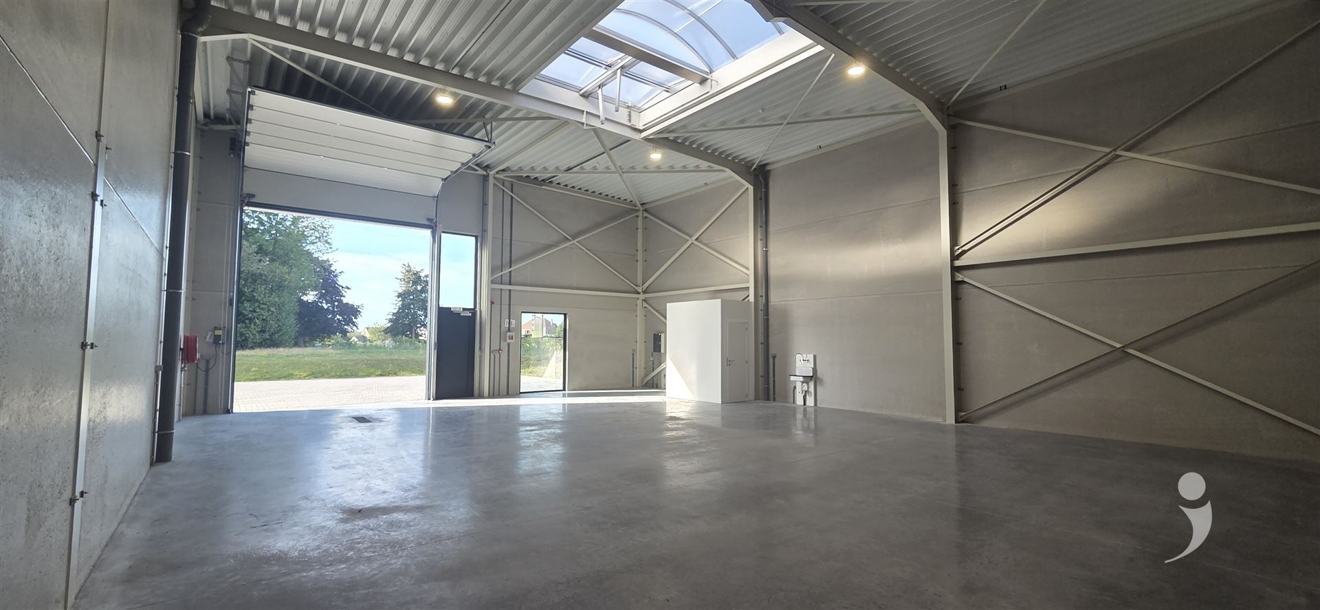 Commercial for rent in Leuven - photo 2