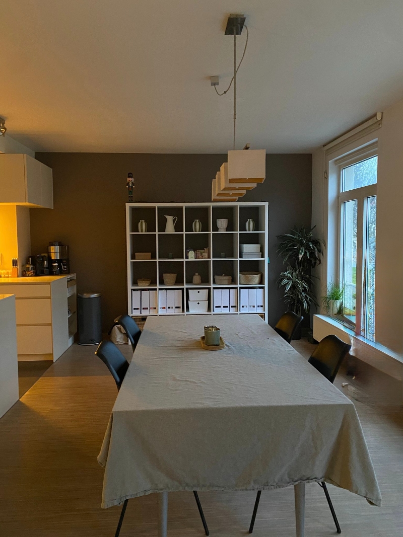Appartement met 2 slaapkamers, terras en autostaanplaats - foto 5
