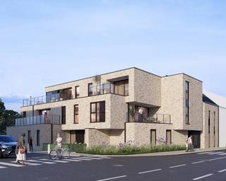 <p>Ontdek dit exclusieve nieuwbouwproject bestaande uit 8 stijlvolle appartementen, waar <strong>bereikbaarheid, lichtinval, comfort en hoogwaardige afwerking</strong> centraal staan. Elk appartement werd doordacht ontworpen met oog voor ruimte, functionaliteit en een aangename leefkwaliteit.</p>
<p>De grote raampartijen zorgen voor een overvloed aan natuurlijk licht en creëren een open en luchtig gevoel in elke woonruimte. Afhankelijk van het appartement geniet u van een <strong>privatieve tuin of een ruim terras</strong>, ideaal om tot rust te komen of gezellig te vertoeven met familie en vrienden.</p>
<p>Dit project staat garant voor modern wooncomfort met kwalitatieve materialen en een hedendaagse afwerking.</p>
<p>Bij elk appartement is de aankoop van een <strong>staanplaats verplicht (€18.500)</strong>, evenals een <strong>private berging (€8.500)</strong>, wat bijdraagt aan extra gemak en praktische opbergruimte.</p>
<p>Bovendien bestaat de mogelijkheid om aan te kopen aan <strong>6% btw</strong>, wat dit project extra interessant maakt vanuit fiscaal oogpunt.</p>
<p>Wij nodigen u graag uit voor een persoonlijk gesprek om de verschillende mogelijkheden, plannen en afwerkingsopties te bespreken, evenals de bijhorende fiscaliteit.</p>
<p><strong>Maak vandaag nog uw afspraak en ontdek de troeven van dit unieke project!</strong></p>
