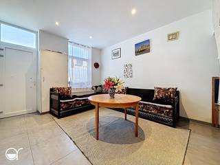 Interesse? Bezoek inplannen via jozefguislainstraat8.rosseel.beBen je op zoek naar een woning aan de rand van Gent, met een uitstekende...