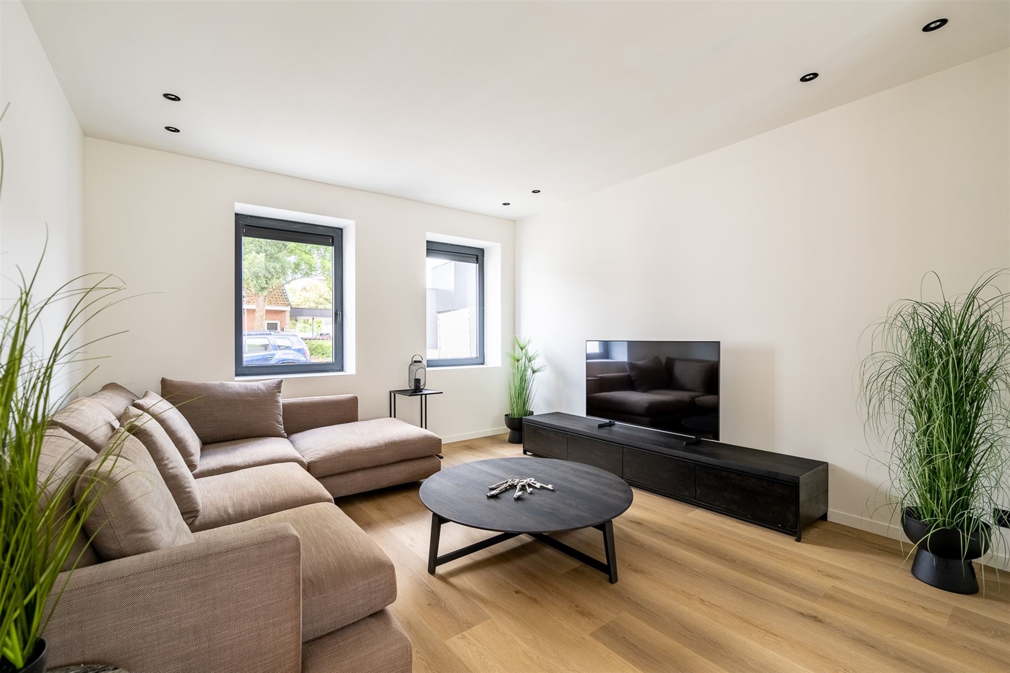 Gerenoveerde woning met 4 slpk! - foto 3