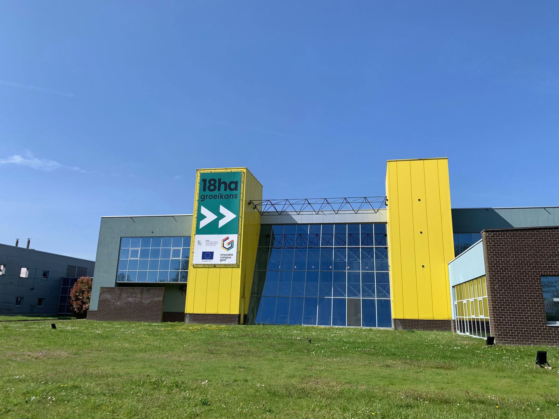 Commercial for rent in Geel