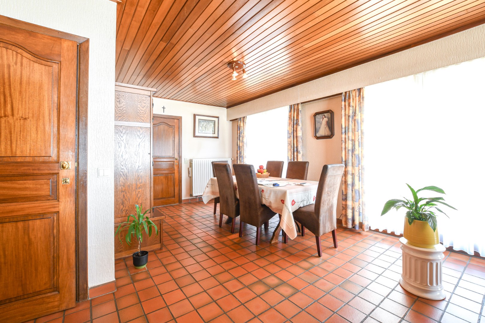 Ruime woning met 5 slaapkamers (3 gelijkvloers), zonnige tuin en topligging in Wenduine! - foto 5