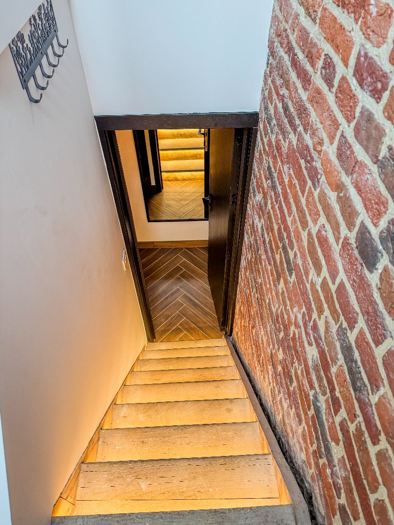 Studio rénové et meublé à louer dans le centre de Louvain - photo 3