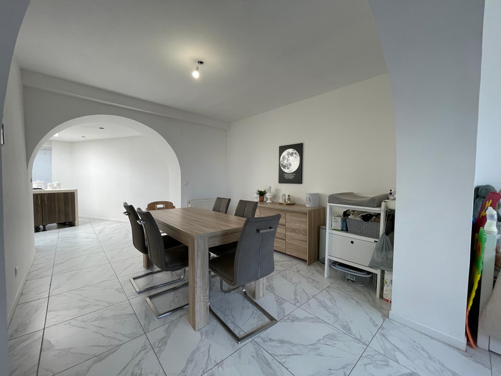 Gerenoveerde woning met 4 slaapkamers en tuin te Wervik - foto 4
