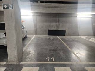 Garage à louer à Leeuw-Saint-Pierre
