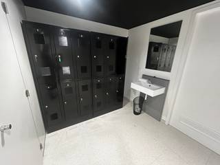 Ideaal gelegen in de Europese wijk en in de buurt van alle Europese instellingen, biedt SCIENCE 12 u een aangename sfeer en een...