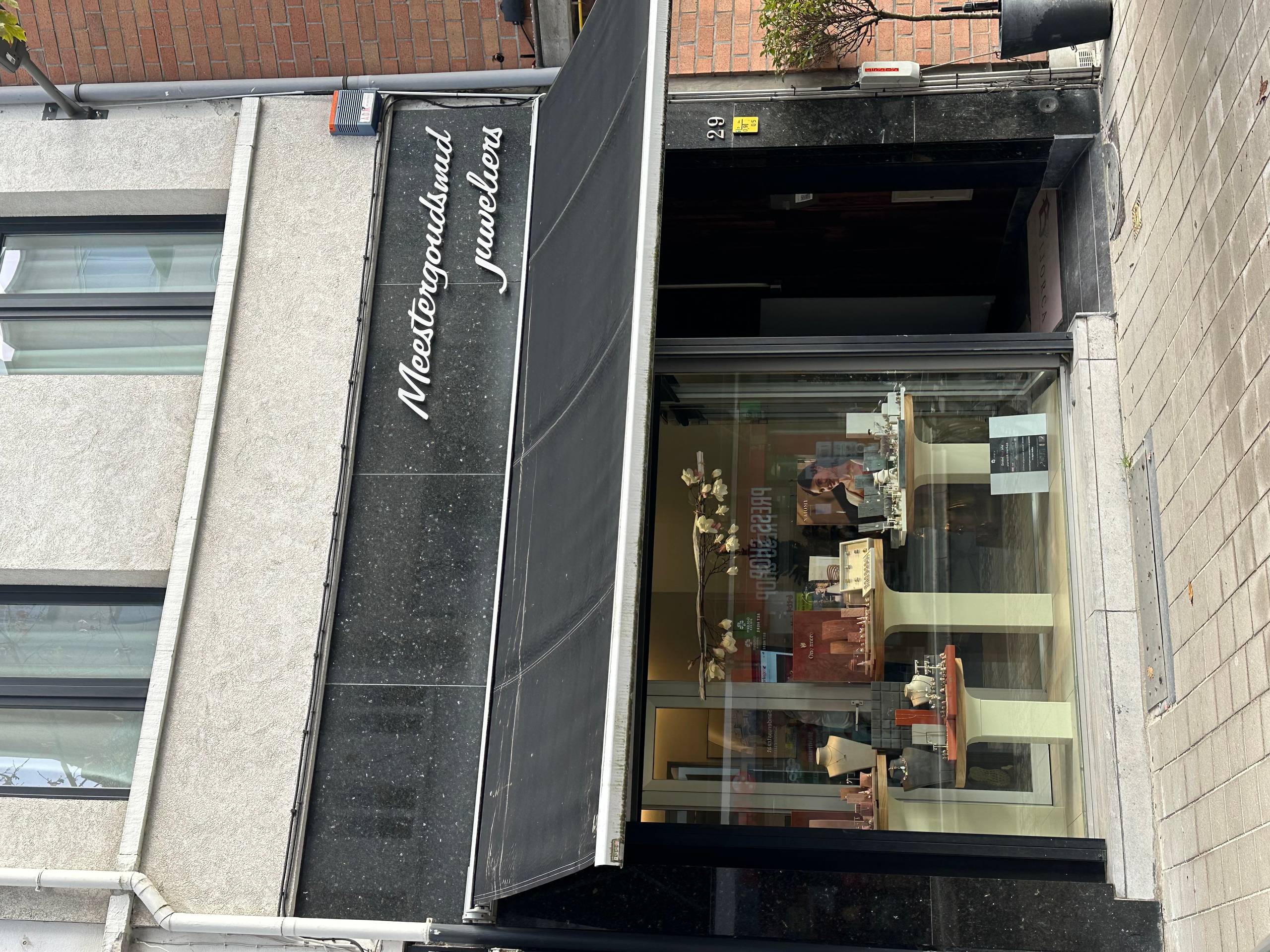 Commercial à vendre à Anvers avec 2 chambres - photo 2