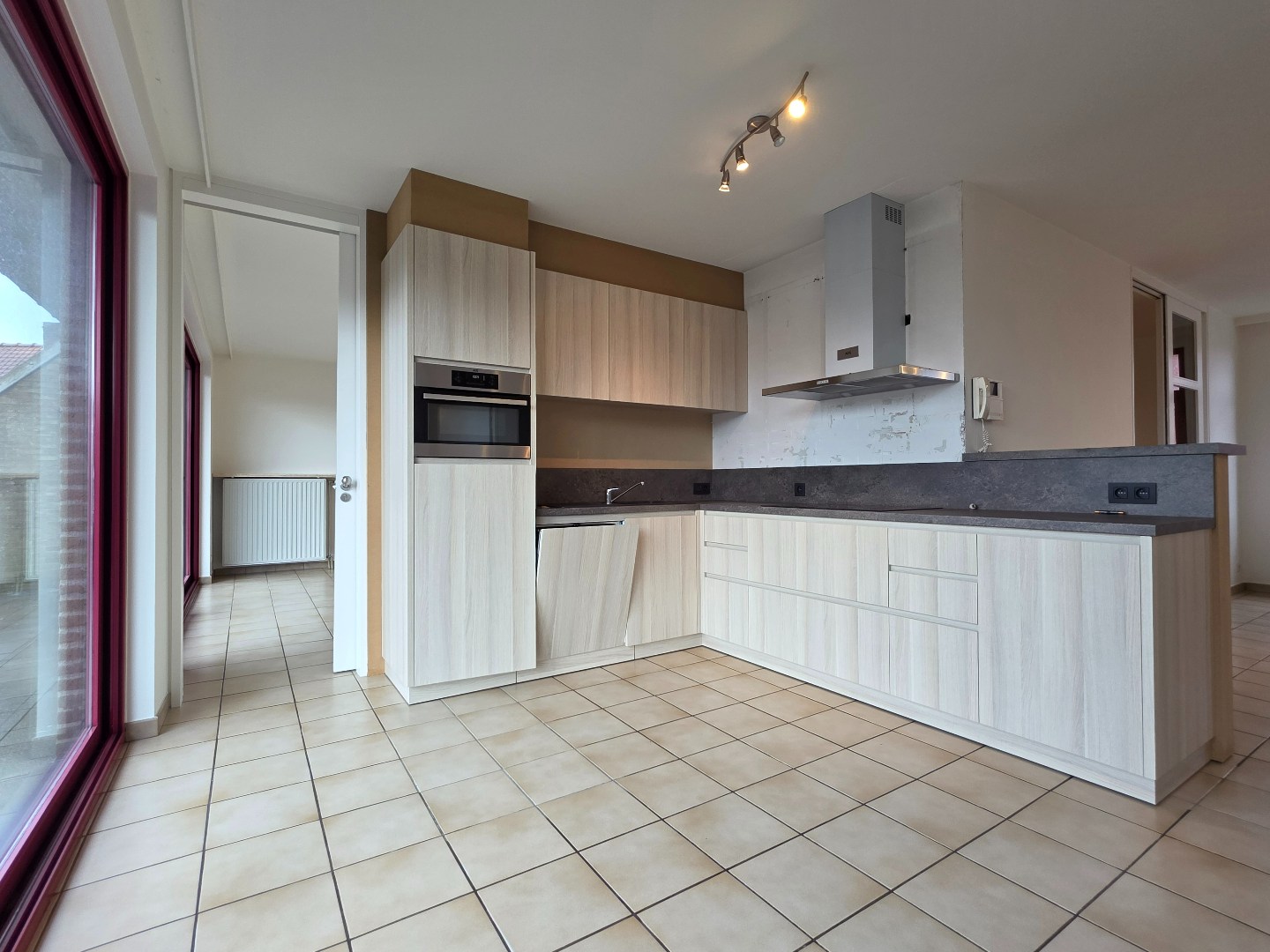 Polyvalente eigendom op commerciële ligging in het centrum van Bavikhove - foto 5