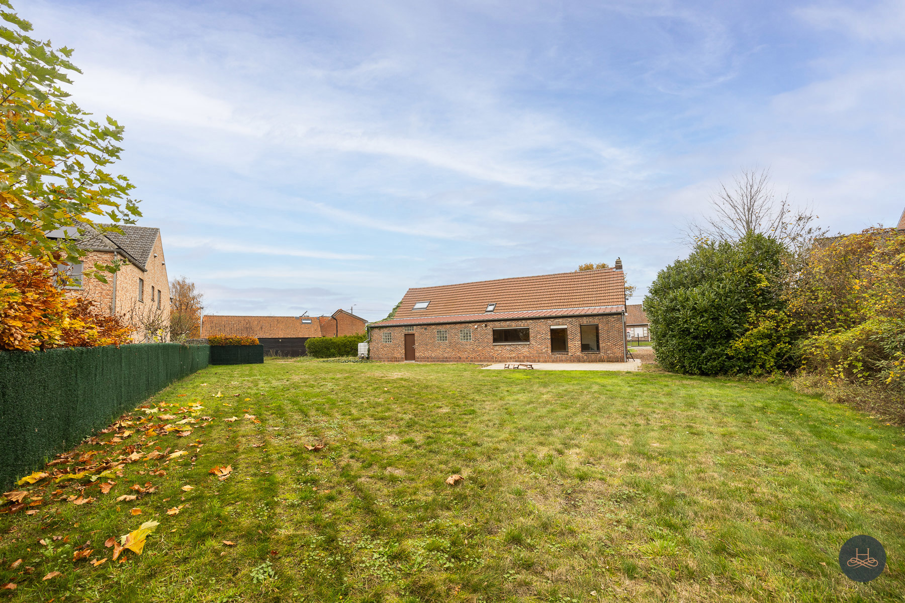 Ruime hoeve met potentieel op toplocatie - foto 2