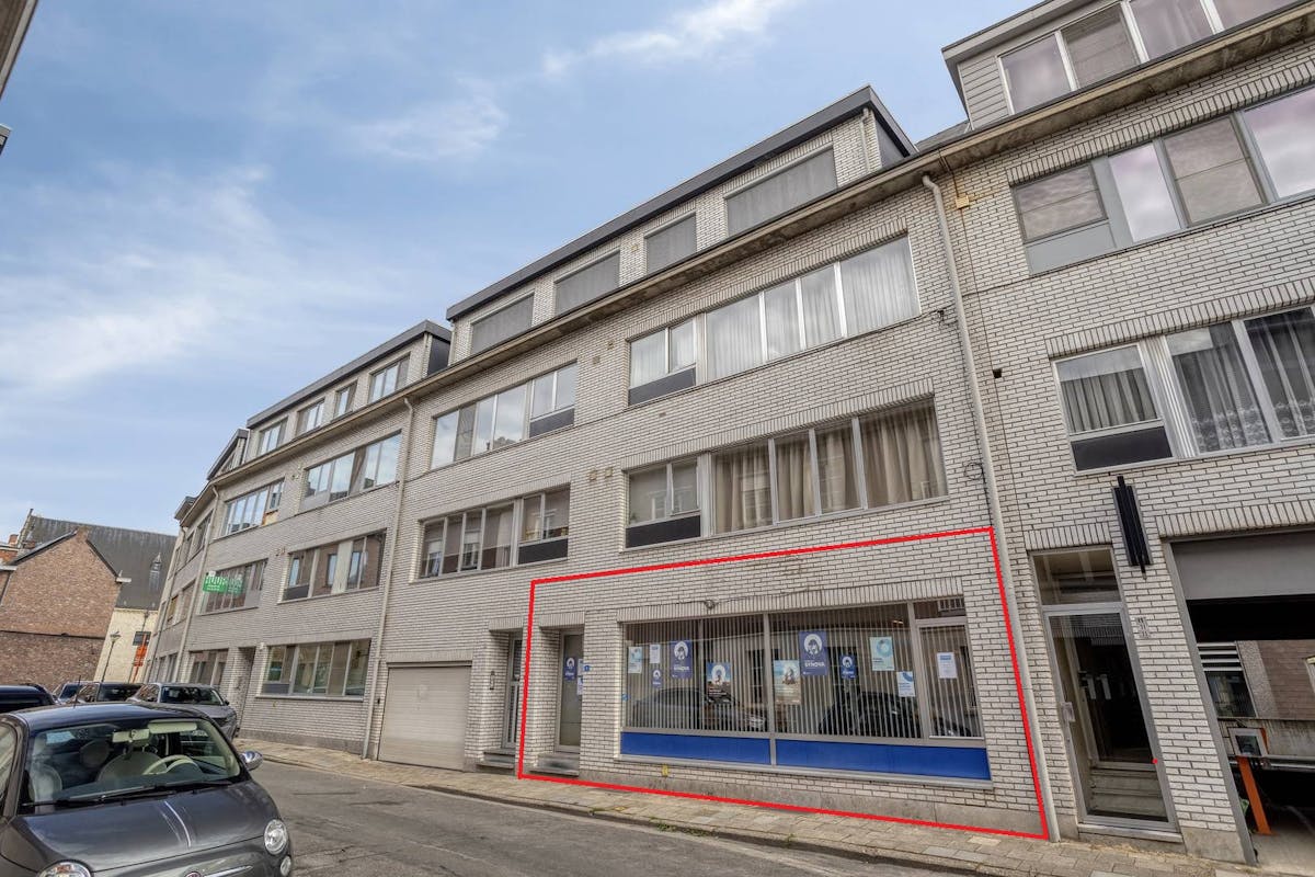 centraal gelegen kantoor / praktijk te koop in Herentals - foto 2