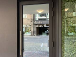 Op zoek naar een comfortabel en lichtrijk appartement op een topligging?Dit aangename appartement is gelegen in het hartje van Waregemen biedt alles...