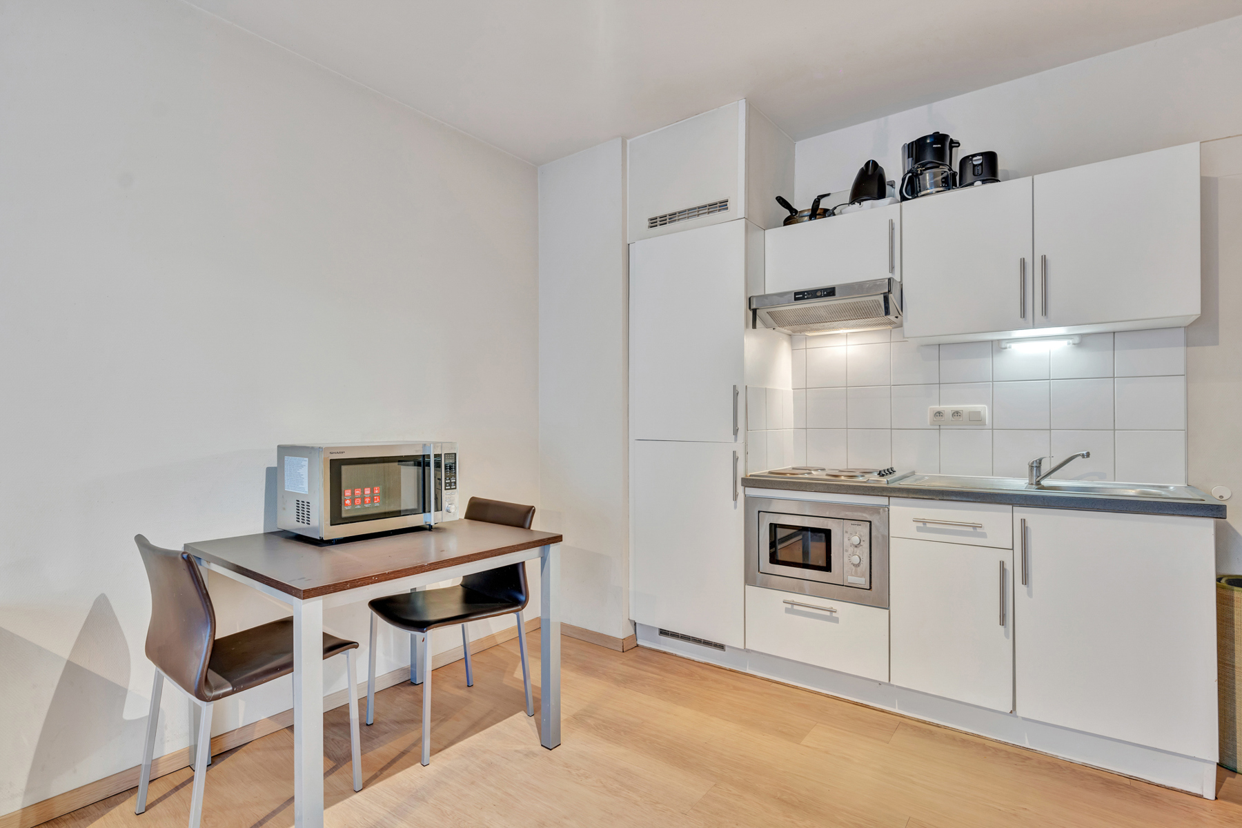 Gemeubelde studio bij Madou ! - foto 4