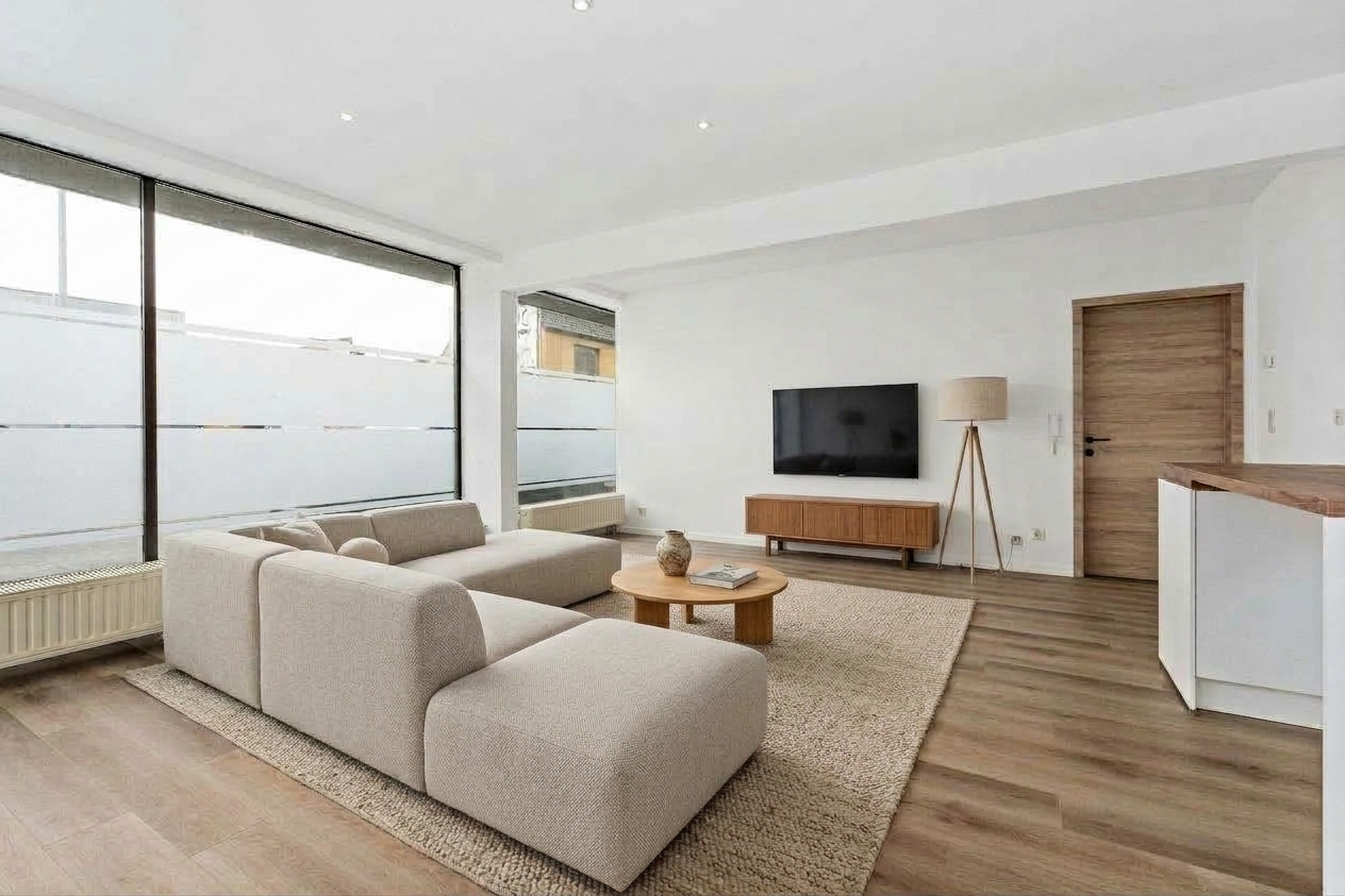 Lichtrijk appartement met twee slaapkamers in Oostende - foto 1