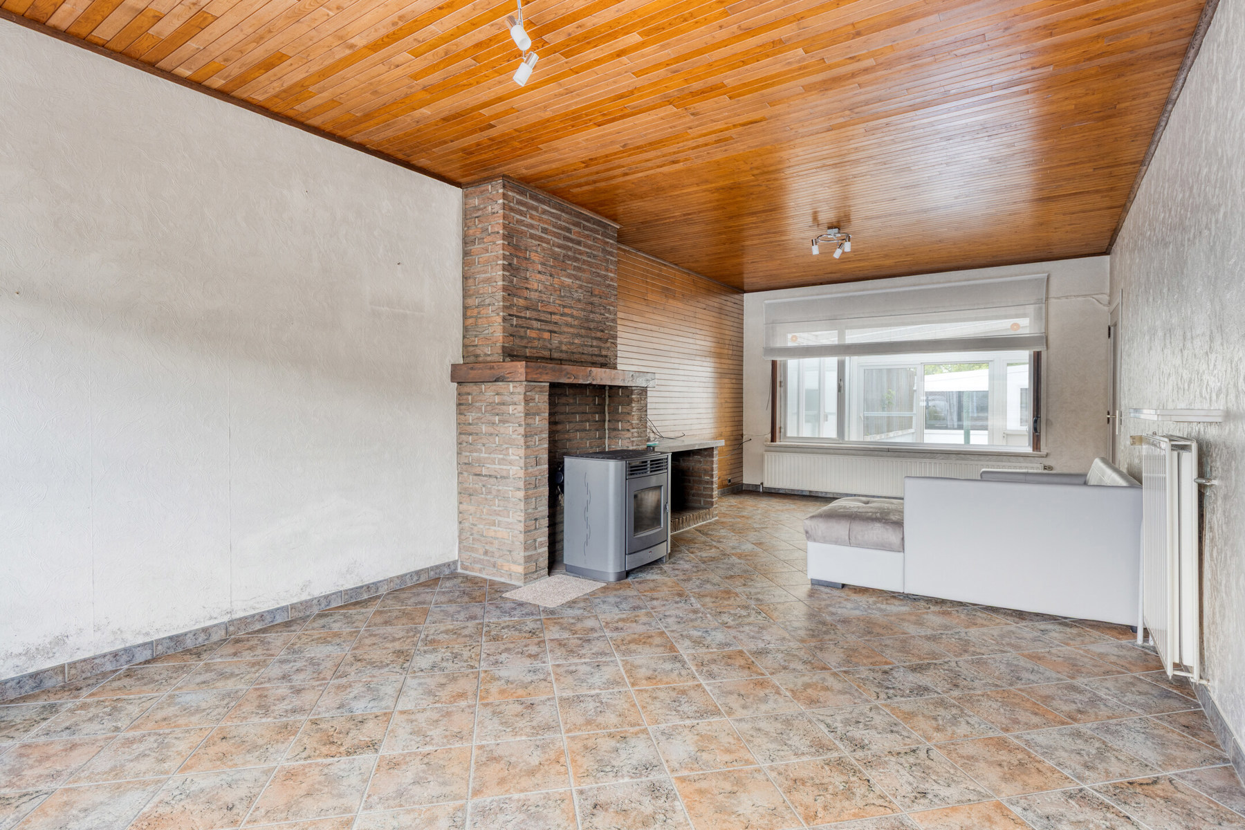 Op te frissen halfopen woning met loods te Affligem - foto 2