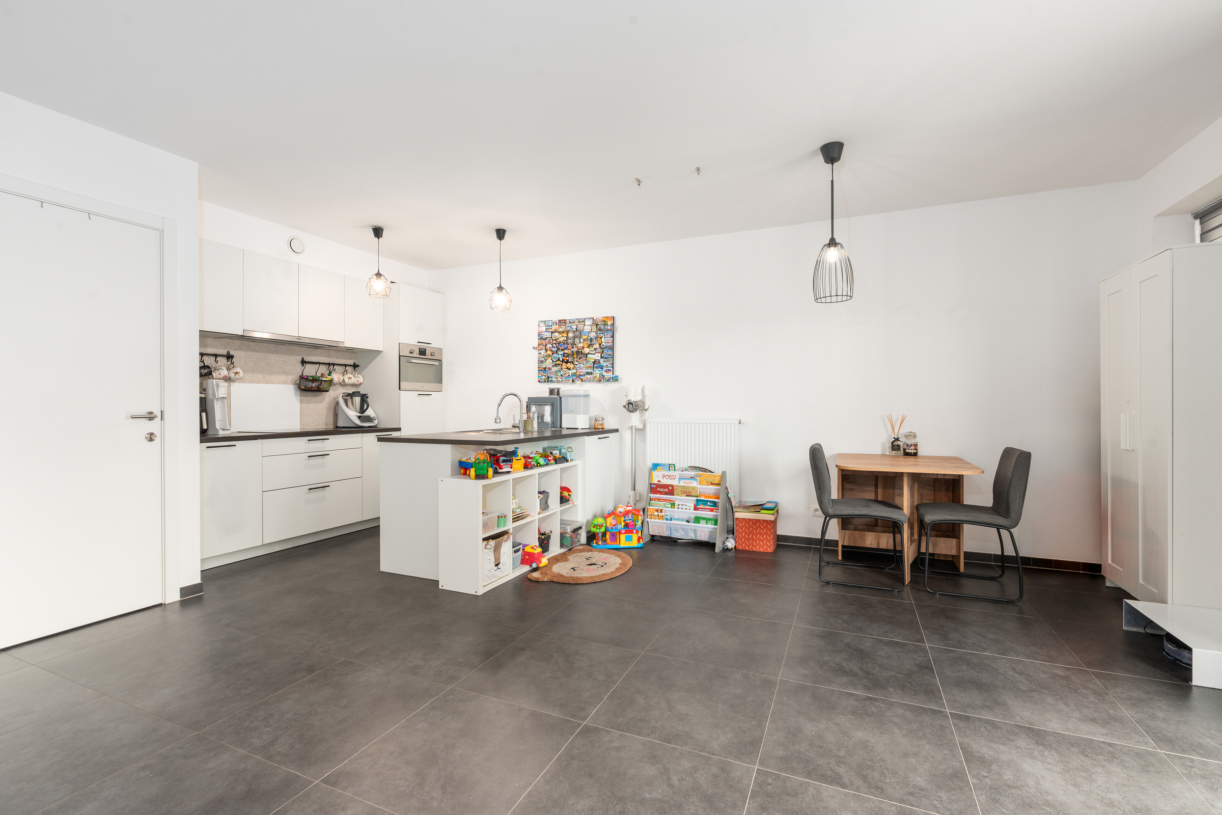 Recent appartement met zonnig terras in Deurne - foto 4