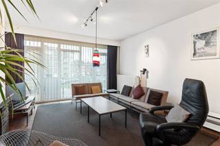 Goed onderhouden 2 slaapkamer appartement OMGEVINGOp de Ruggeveldlaan in Deurne bevindt zich dit goed onderhouden appartement in een residentiële...