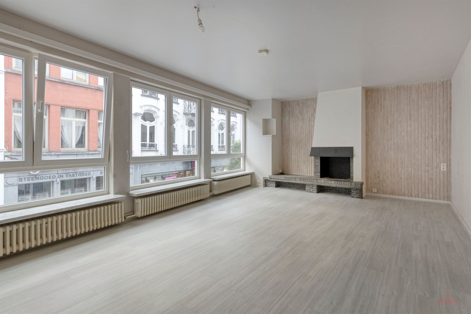 Apartment - photo 2
