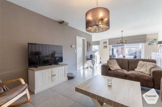 OPENDEURDAG OP ZATERDAG 7 FEBRUARI 2025 tussen 14u00 en 18u00 ( op afspraak)U kunt een BOD uitbrengen op deze woning, rekening houdend met de...