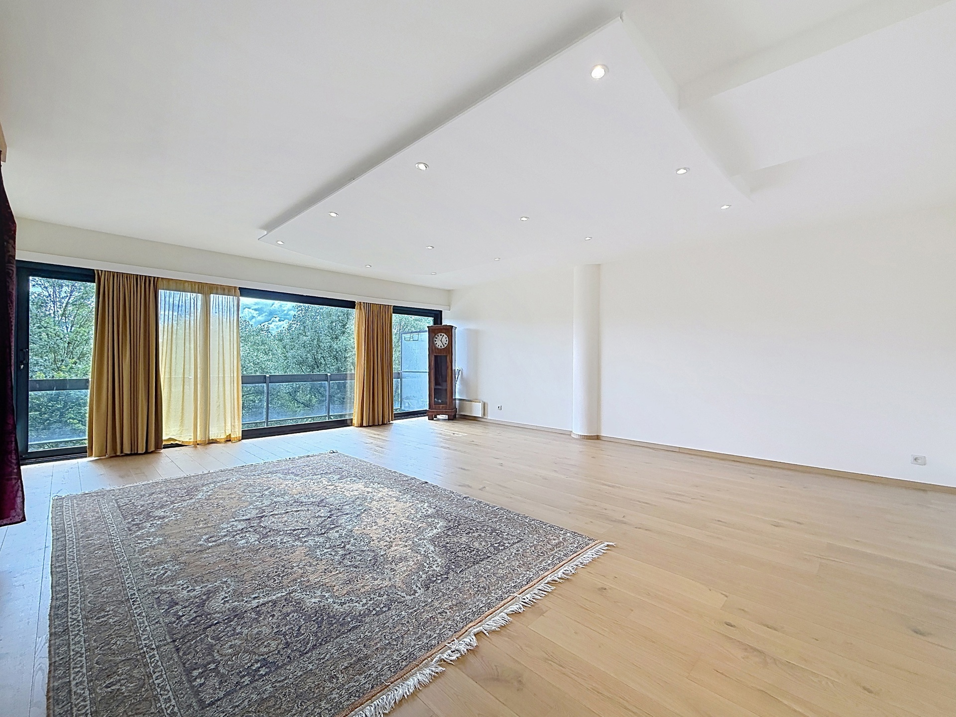 Prachtig volledig gerenoveerd 2-slpkmrappartement 96 m² - foto 2