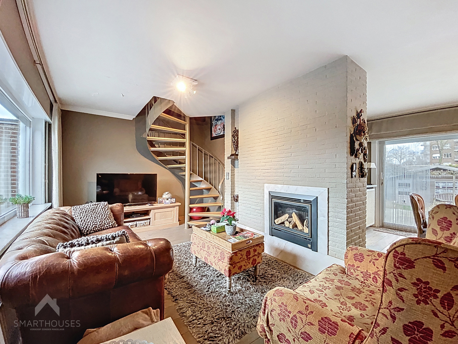 Instapklare woning met 3 slaapkamers, garage en tuin - foto 2