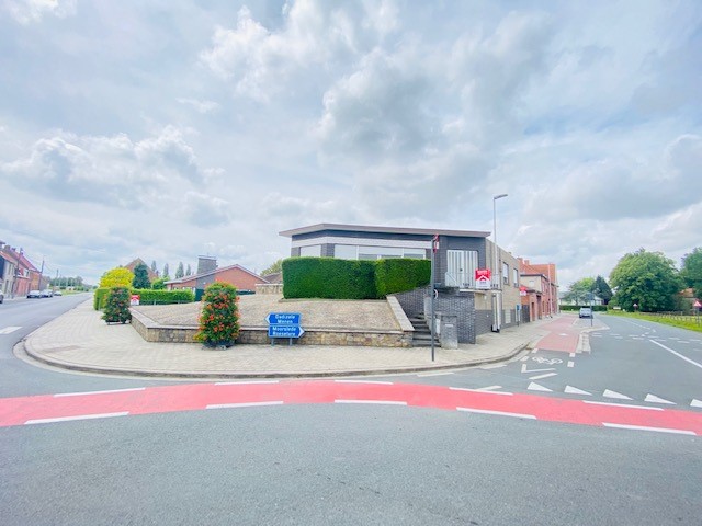 Woning met atelier te koop - foto 1