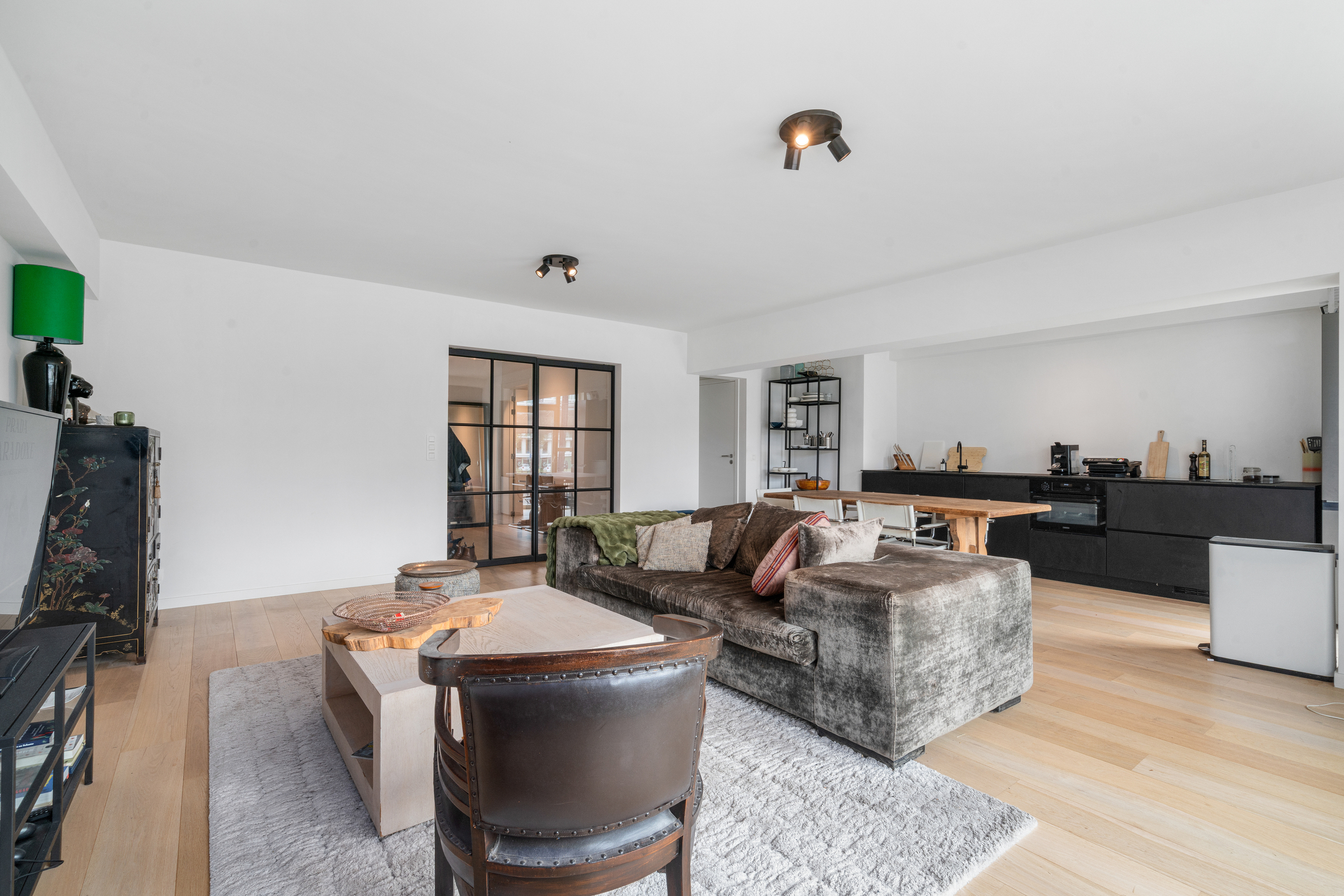 Appartement à vendre à Gand avec 3 chambres - photo 2
