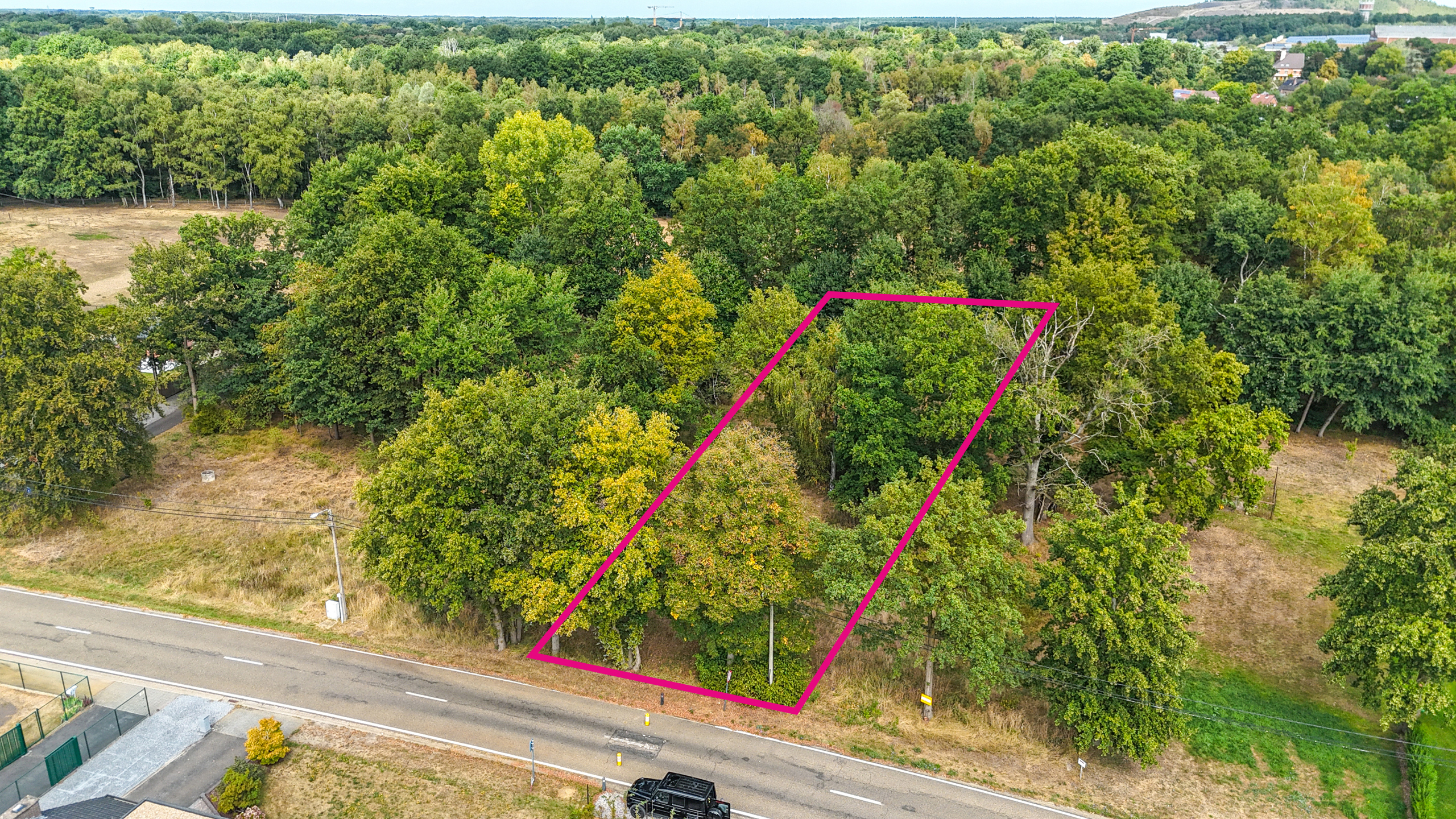 Ruim en groen gelegen bouwperceel (13a) voor open bebouwing! - foto 5