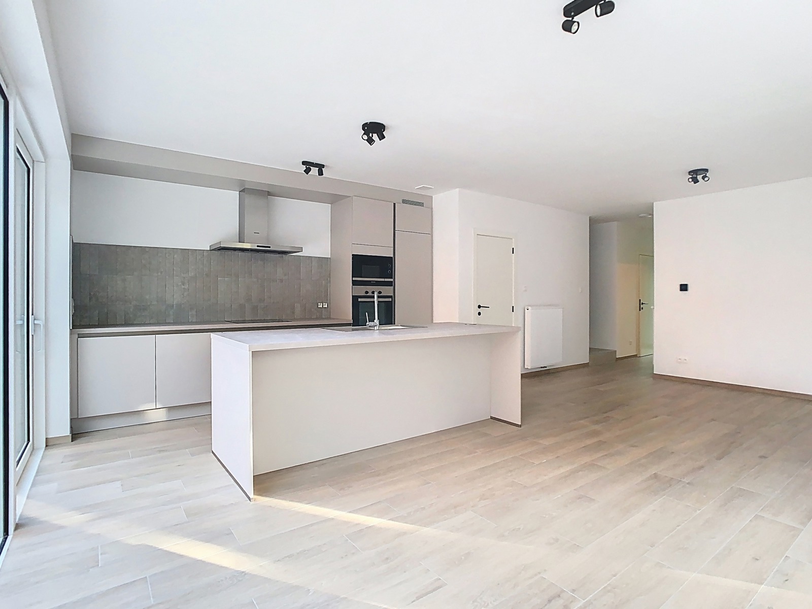 Moderne Nieuwbouwwoning met 4 SLPK, Tuin én Autostaanplaats! - foto 4