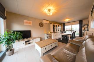 Op een uitstekende ligging in Bornem, op wandelafstand van station, winkels en scholen, vinden we dit verzorgde en ruime appartement op de eerste...