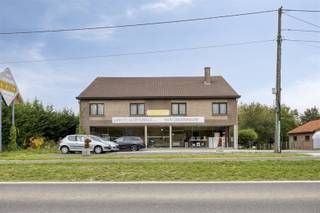 Gelegen op een strategische commerciële ligging tussen Leuven en Diest met een uitstekende visibiliteit, zijn wij verheugd deze...