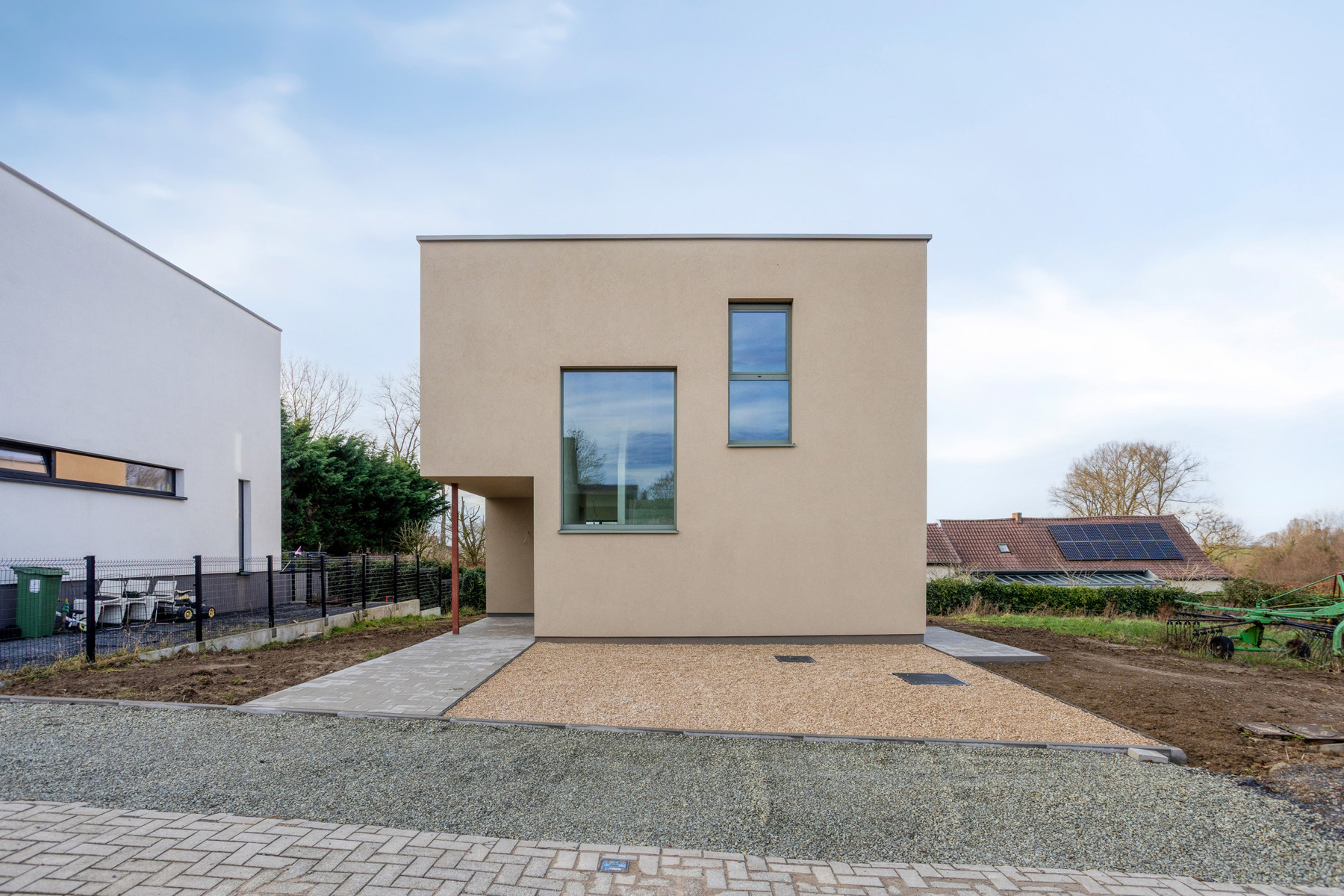 Afgewerkte nieuwbouwwoning met 4 slaapkamers - foto 3