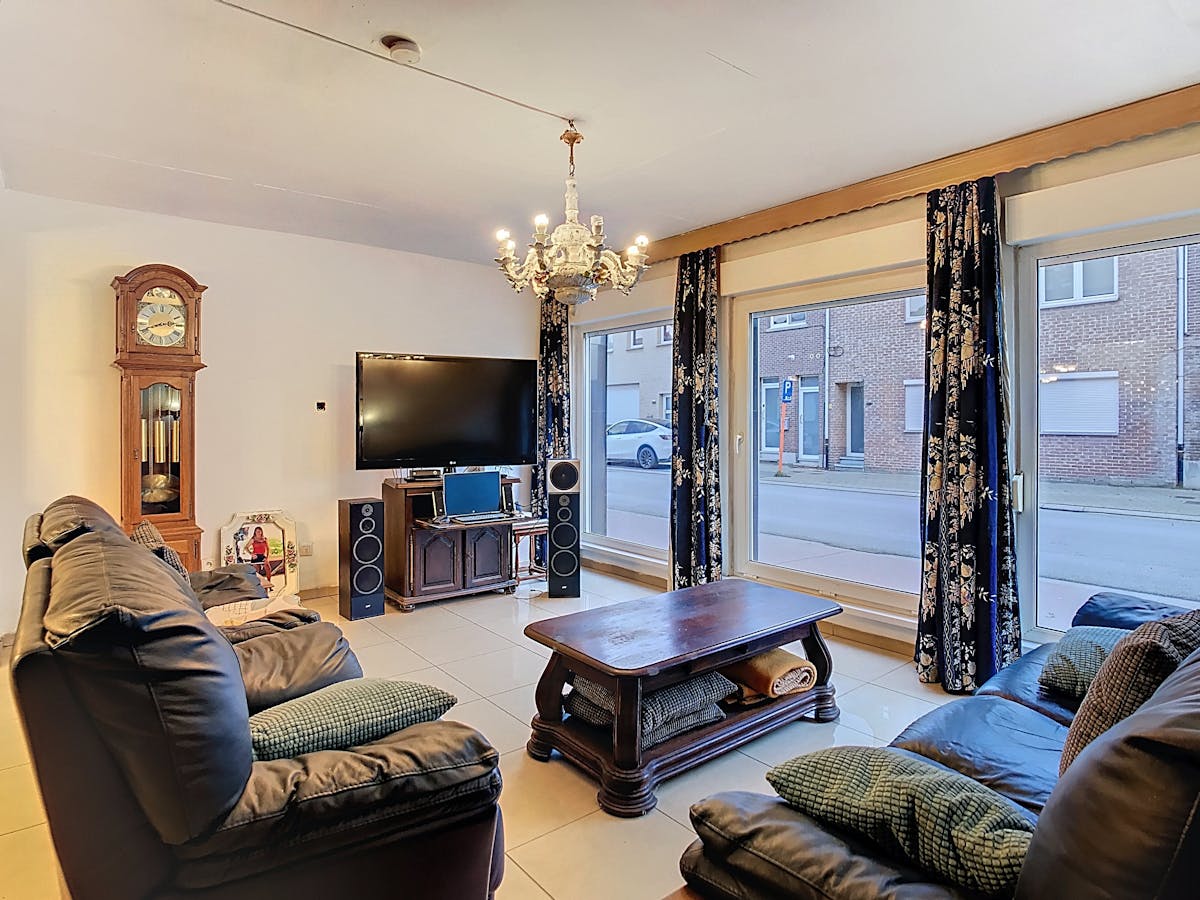 Appartement de 4 chambres au rez-de-chaussée (EPC C-F) - photo 4