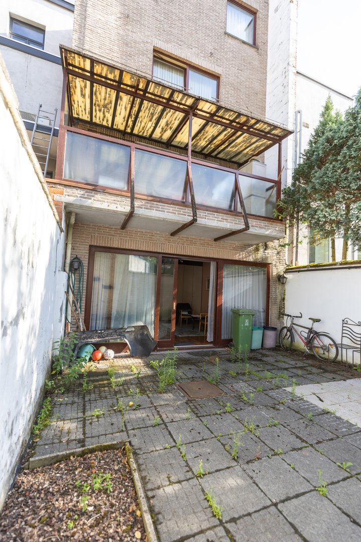 House for sale in Antwerp with 6 bedrooms - photo 2