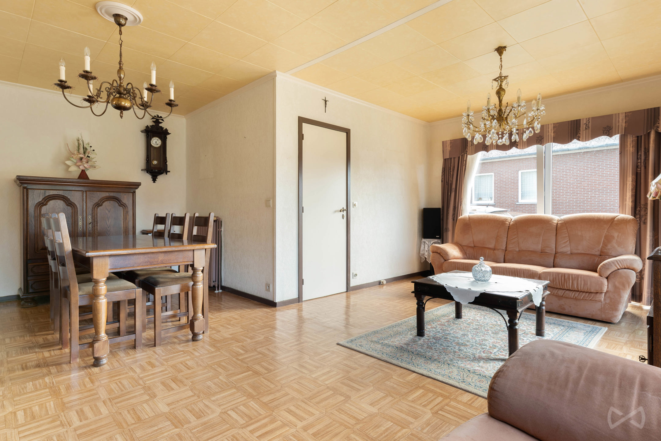 Bungalow met potentieel op ruim perceel - foto 5