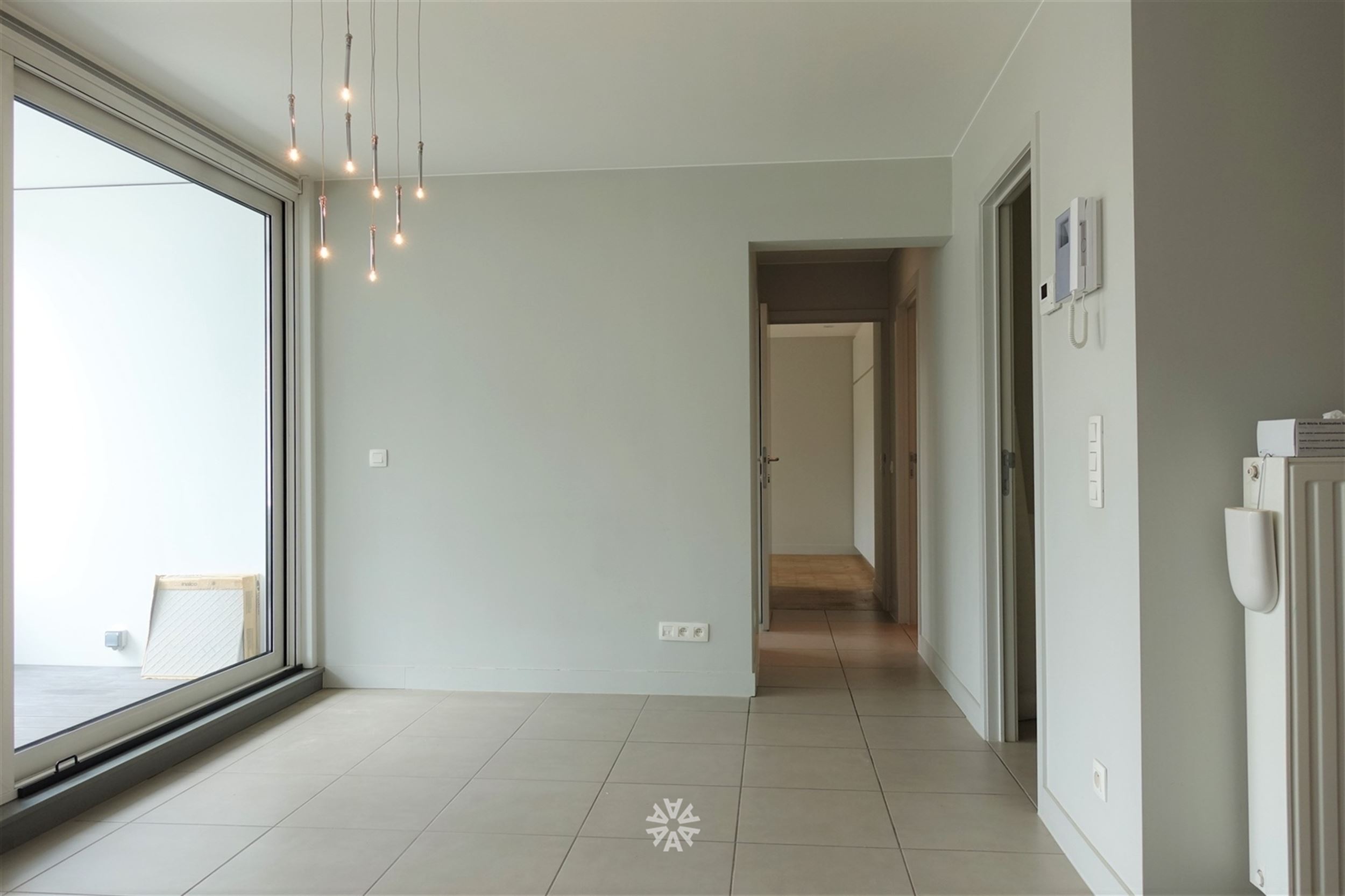 Stijlvol appartement met autostaanplaats te huur aan station Gent - foto 4