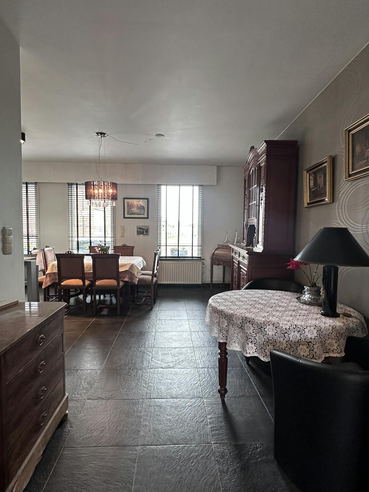 Lichtrijke rijwoning met tuin, 3 kamers en ruime garage - foto 5