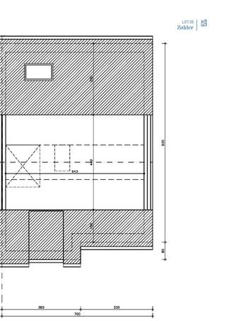 Maak kennis met jouw toekomstige halfopen woning, genesteld op een idyllisch perceel van 550m². Dit terrein wordt de thuisbasis van een prachtige woning in authentieke pastorijstijl, waar elke hoek spreekt van kwaliteit en comfort. Op de begane grond word je verwelkomd door een ruime inkomhal met toilet en vestiaire, die leidt naar een gezellige woonkamer met een open keuken, compleet met een handige berging. De bovenverdieping onthult drie slaapkamers en een badkamer, ontworpen voor jouw comfort en privacy. Bereid je voor op het leven in stijl!