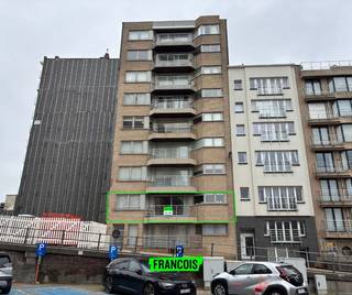 Welkom in op de Charlierhelling, waar luxe, comfort en energie-efficiëntie samenkomen. Dit ruime, energiezuinige drieslaapkamerappartement...