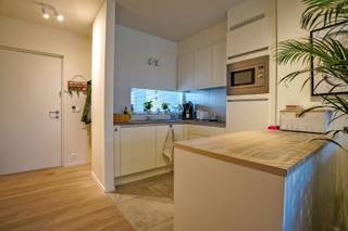 Pal in het centrum van Oostduinkerke-Dorp vindt u dit luxueus appartement / service flat (67m²) met 1 slaapkamer. Dit prachtige complex is...