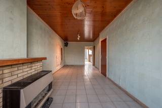 Te renoveren woning met 2 slaapkamers (mogelijkheid tot 3 slpk) gelegen op een goede locatie te Wenduine nabij centrum, winkels, openbaar...
