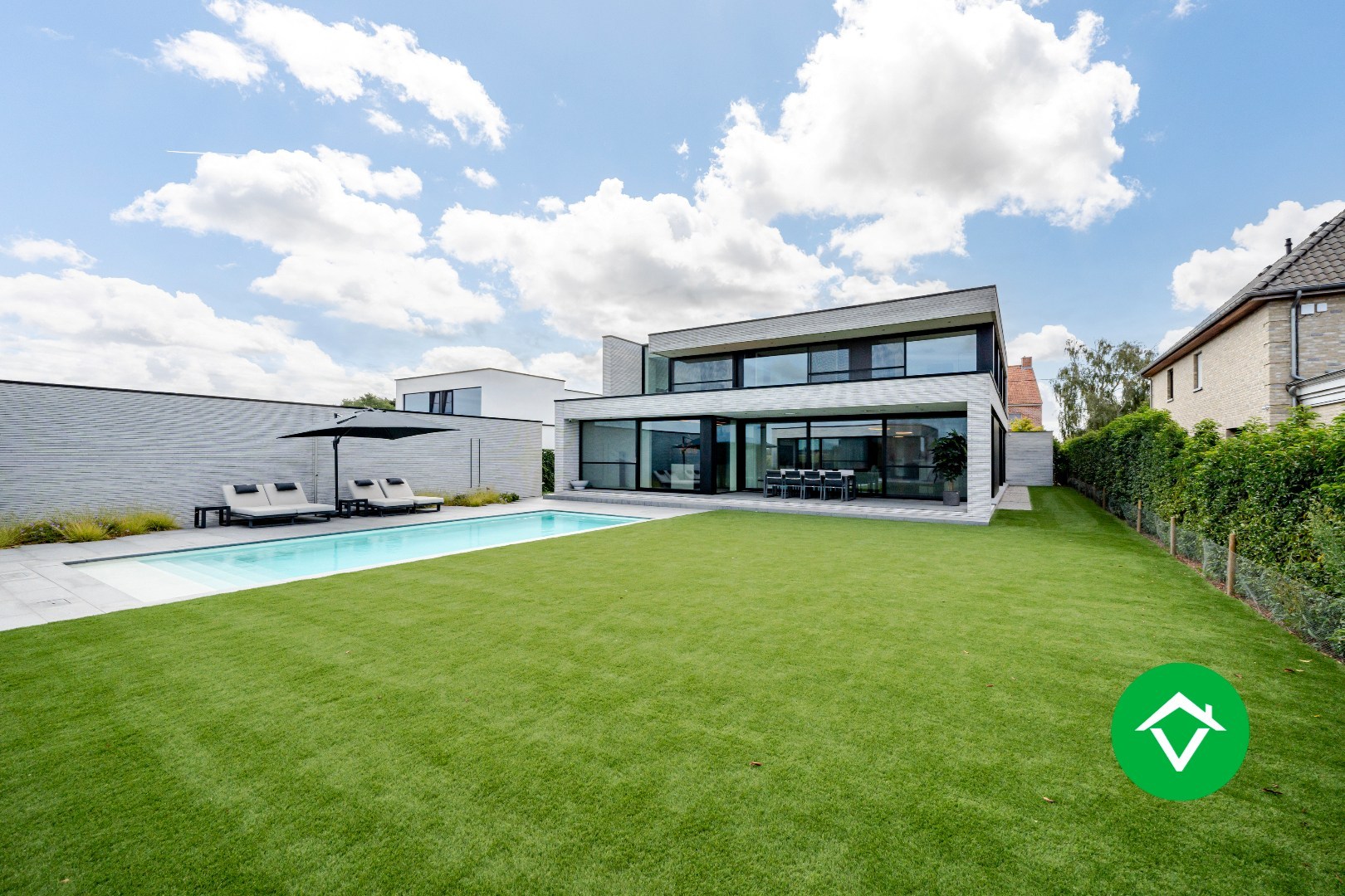 Exclusieve, moderne villa in Koekelare met zwembad, poolhouse, wellness en privécinema – ultiem wonen in luxe en stijl, met oog voor perfectie. - foto 1