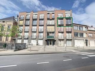 Mooie studio op een goede locatie in het centrum van Leuven gelegen op de derde verdieping.Deze studio bestaat uit een inkomhal, leef-/slaapruimte...